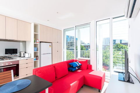 Amazing Location 1BR Apartment In Melbourne CBD - Darwin Holiday 6