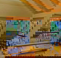 Mai Mai - Darwin Holiday