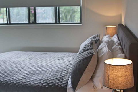 Holiday With A View Lowry Street - Darwin Holiday 7