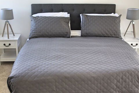 Holiday With A View Lowry Street - Darwin Holiday 6