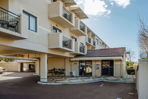 Canning Bridge Auto Lodge - Darwin Holiday 1