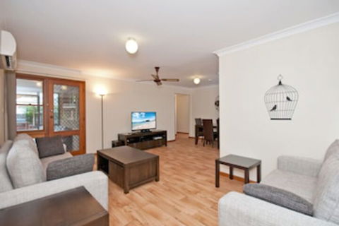 Skippers Rest 27 Government Road - Darwin Holiday 0