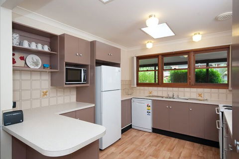 Skippers Rest 27 Government Road - Darwin Holiday 3