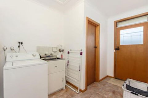 Cowes Phillip Island Holiday Home - Darwin Holiday 7