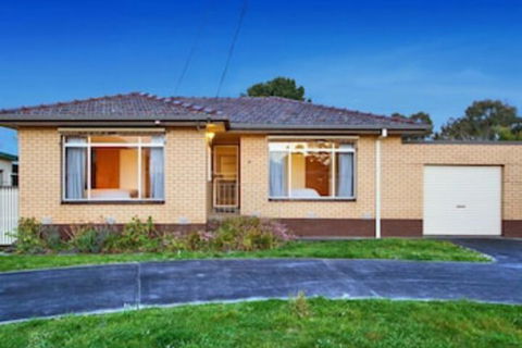 Cowes Phillip Island Holiday Home - Darwin Holiday 1