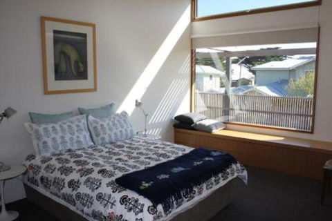 Swan Sea - Darwin Holiday 7