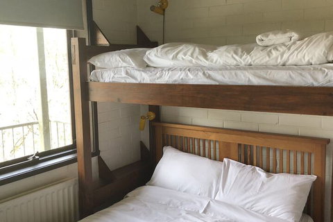 Snowflake 13 - Darwin Holiday 4