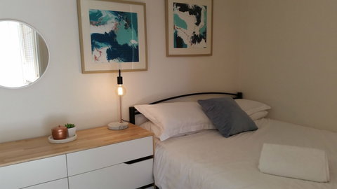 Twin Towers 504B - Darwin Holiday 4