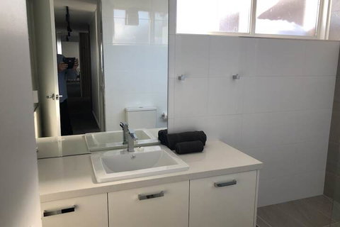 Twin Towers 502A - Darwin Holiday 4