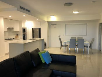 Four Bedrooms Apartment - Darwin Holiday 4
