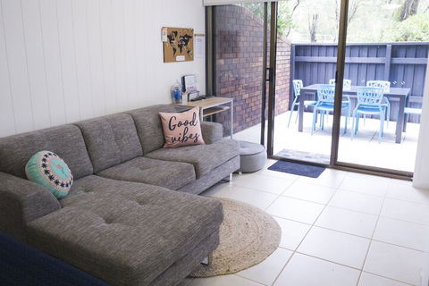 Unit 4 Weyba Lodge Noosa - Darwin Holiday 2