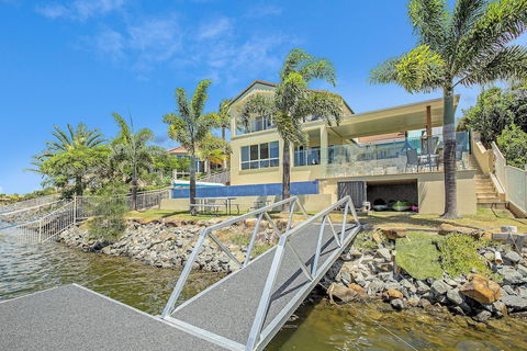 Lakehouse Family Oasis - Darwin Holiday 0