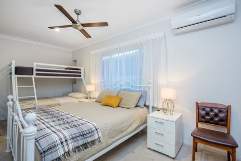 Lakehouse Family Oasis - Darwin Holiday 1