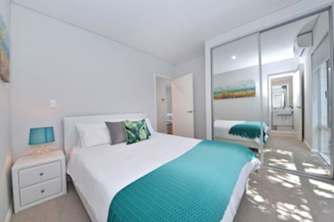 Stylish Apartment Near Perth City 2210 - Darwin Holiday 0