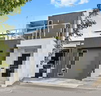 Cogens Place - Darwin Holiday