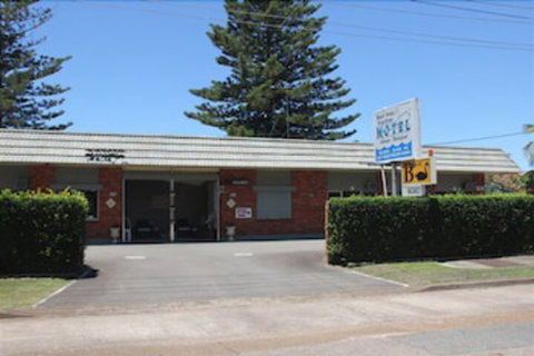 Black Swan Waterfront Motel Not Suitable For Children - Darwin Holiday 1