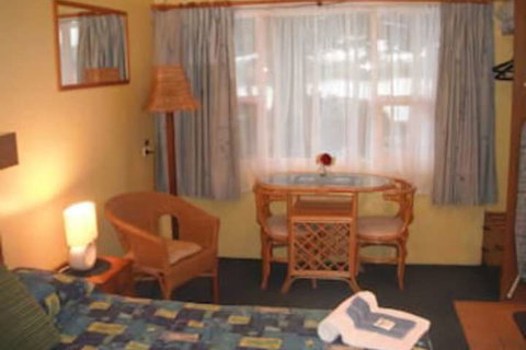 Black Swan Waterfront Motel Not Suitable For Children - Darwin Holiday 2