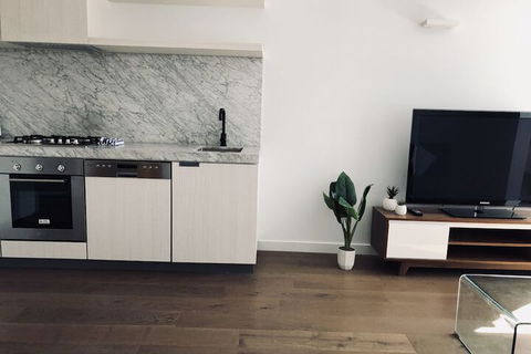 Level 8 Marvelous Apartment With Pool Access - Darwin Holiday 2