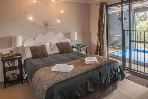 Cloud Nine Spa Chalets - Darwin Holiday 2