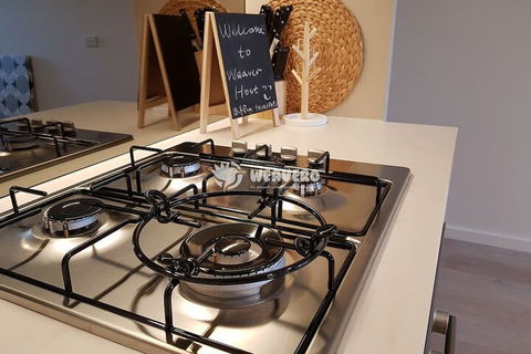 Modern Living In Southbank Apartments - Darwin Holiday 6