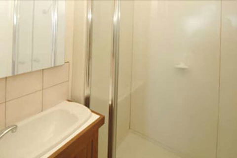 Lawlers 1 - Darwin Holiday 0