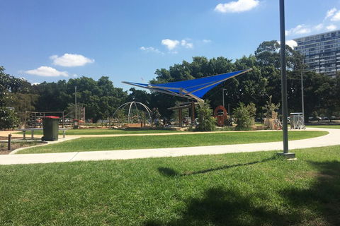 Exclusive Apartment With Water Views - Darwin Holiday 0