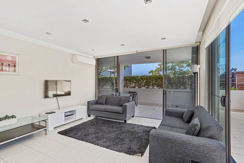 Shoal Bay Road Aura Apartments Unit 05 59 - Darwin Holiday 2