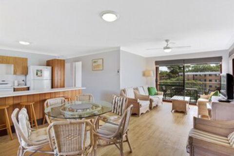 Promenade 12 / 8 Intrepid Cl Fantastic Waterfront Unit - Darwin Holiday 0