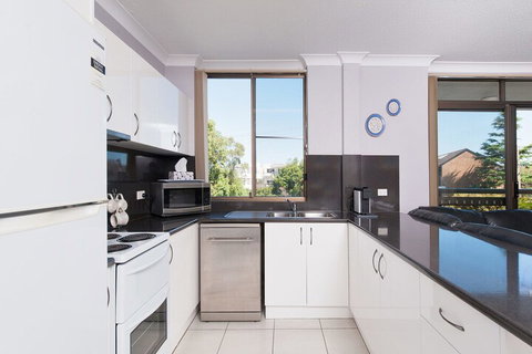 Commodore Unit 1 / 9 Donald Street - Darwin Holiday 0