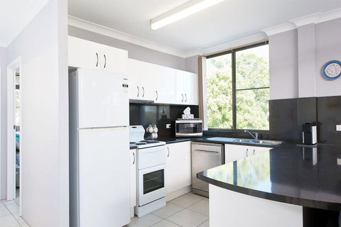 Commodore Unit 1 / 9 Donald Street - Darwin Holiday 1