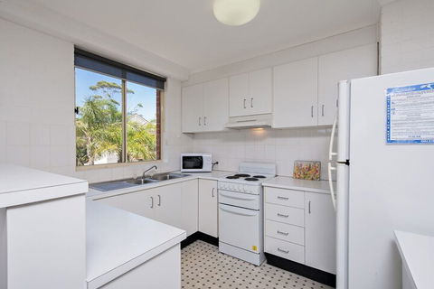 Seaspray, Unit 3/4 Intrepid Close - Darwin Holiday 5