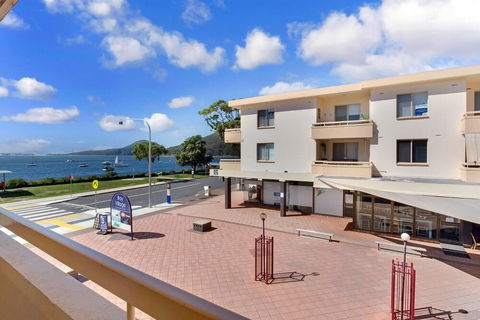 Shoal Bay Road Bay Village Unit 14 47 - Darwin Holiday 3
