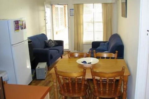 Shoalhaven, Unit 4/53 Shoal Bay Road - Darwin Holiday 0