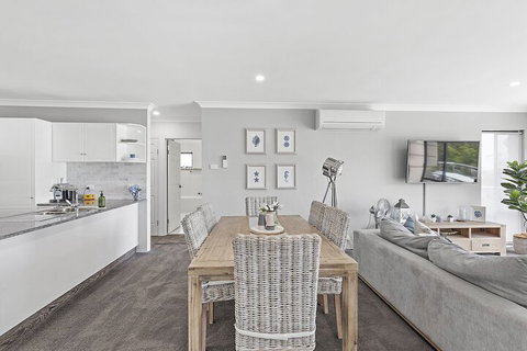 Paradiso Unit 1 / 1 Laman Street - Darwin Holiday 3