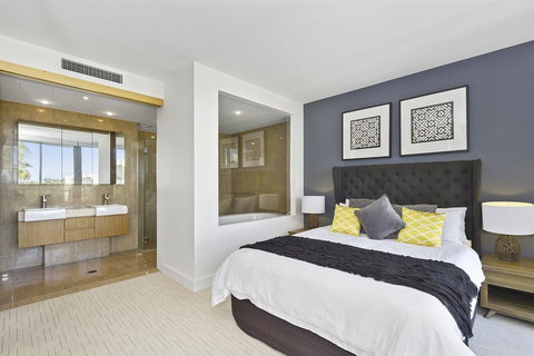 Cotton Beach 84 Executive Family Suite - Darwin Holiday 4