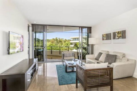 COTTON BEACH APARTMENT 33 WITH POOL VIEWS - Darwin Holiday 0