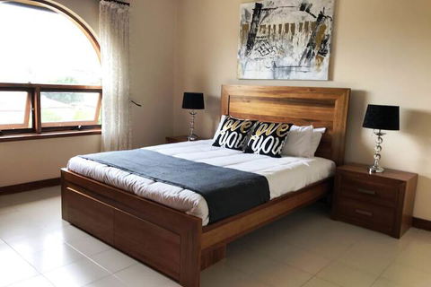 Adelaide Holiday Home - Darwin Holiday 2