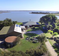 Jury Road Orchard - Darwin Holiday