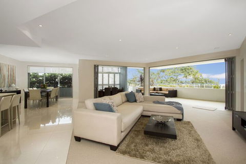 KINGSCLIFF OCEAN VIEW TERRACE By THE FIGTREE 5 - Darwin Holiday 2