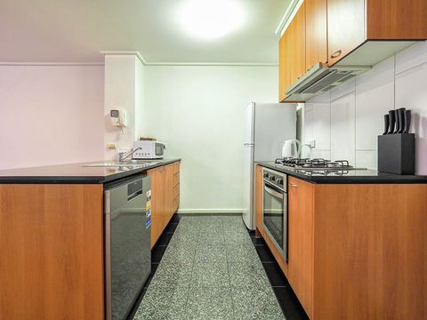 Premier Stays Melbourne - Darwin Holiday 3