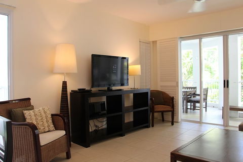 Serenity Beach Club 6421 22 - Darwin Holiday 5