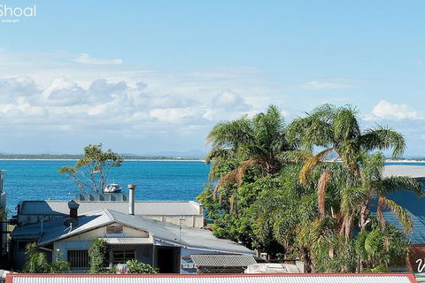 The Shoal Apartments Unit 201 / 4 8 Bullecourt Street - Darwin Holiday 3