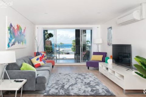 The Shoal Apartments Unit 201 / 4 8 Bullecourt Street - Darwin Holiday 0