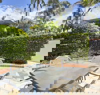 Byron Getaway at The Crest - Darwin Holiday