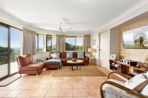 SHORELINE 3 - Darwin Holiday 0