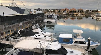Marina View Chalets - Darwin Holiday 1