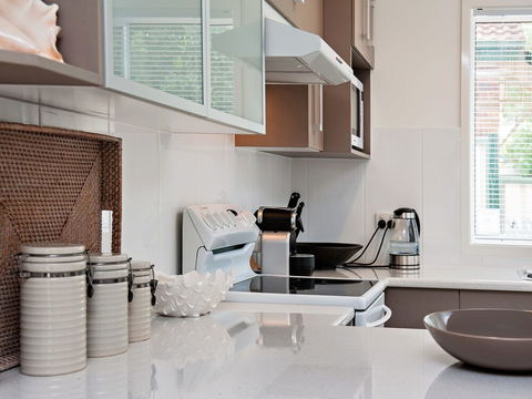 Rocky Point Road Fantasea 3 75 - Darwin Holiday 1