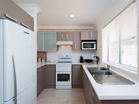 Rocky Point Road Fantasea 3 75 - Darwin Holiday 2