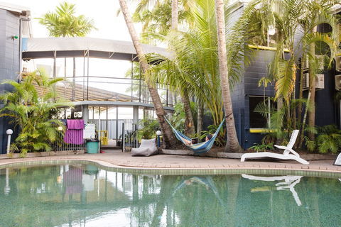 Mad Monkey Backpackers Village - Darwin Holiday 0