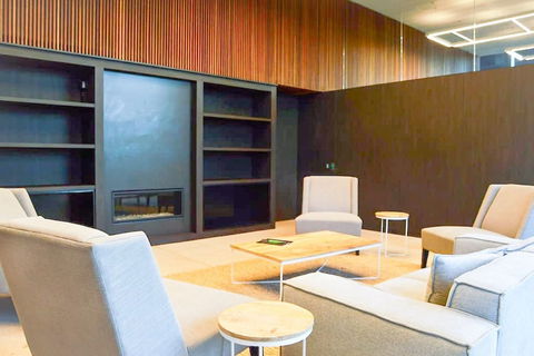 The Escape In Southern Cross Station - Darwin Holiday 1